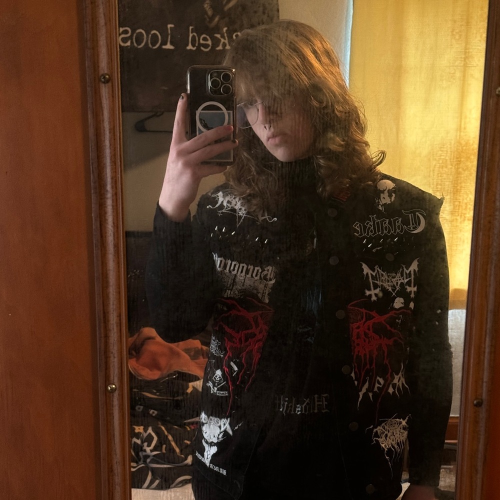 Meet your Posher, Johnathan
